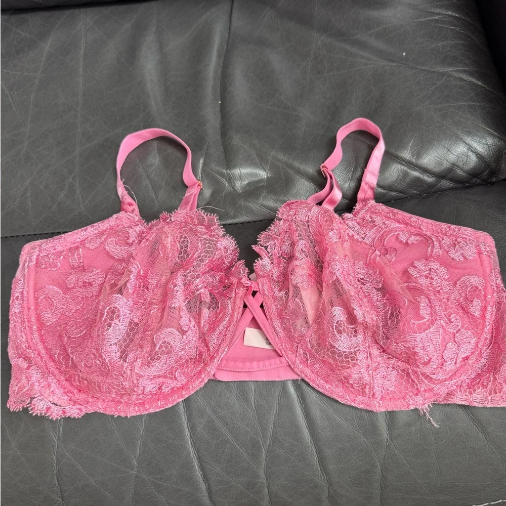 Pink Lace Bra - Picture 2 of 2